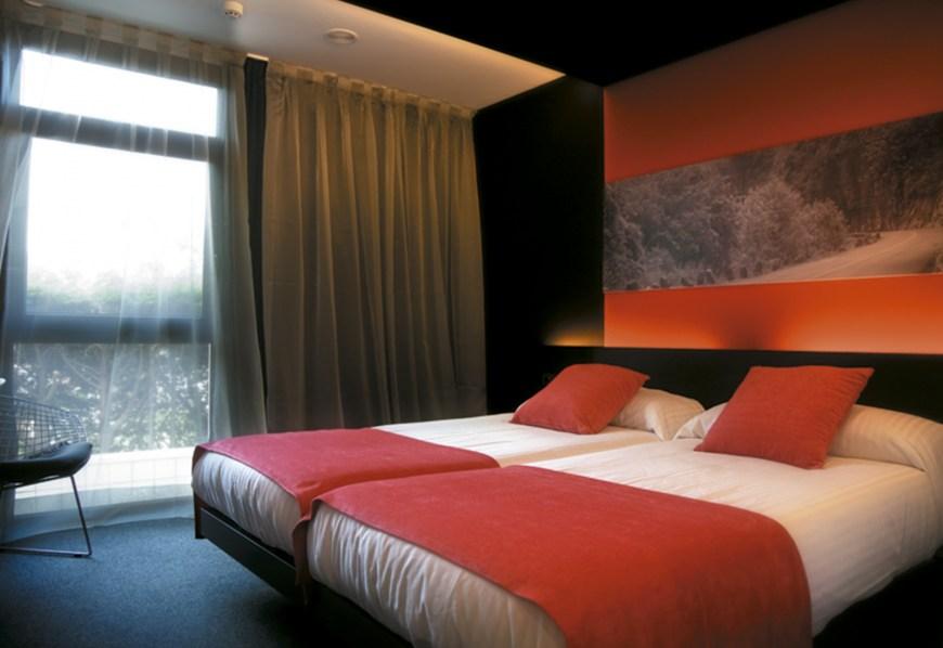 Hotel Playa Ribera ซวนเซส ภายนอก รูปภาพ